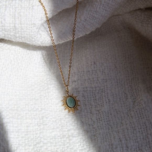 Stainless Steel Gold Necklace with Green Burst Pendant - Picture 3 of 5